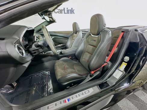 Used 2018 Chevrolet Camaro ZL1 image 25