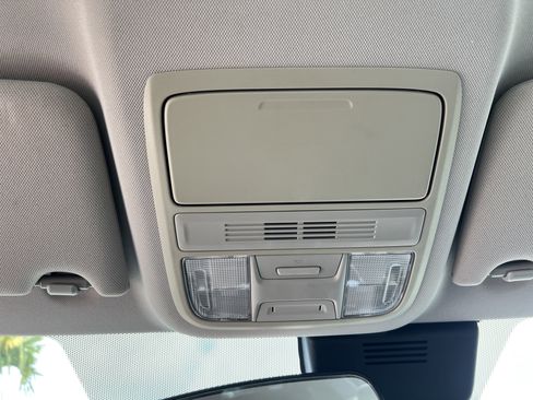 Used 2018 Honda Accord LX image 36