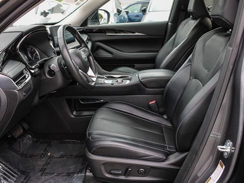 Used 2023 INFINITI QX60 Pure FWD image 17