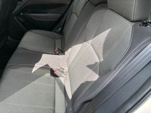 Used 2024 Subaru Crosstrek 2.0i Premium image 10