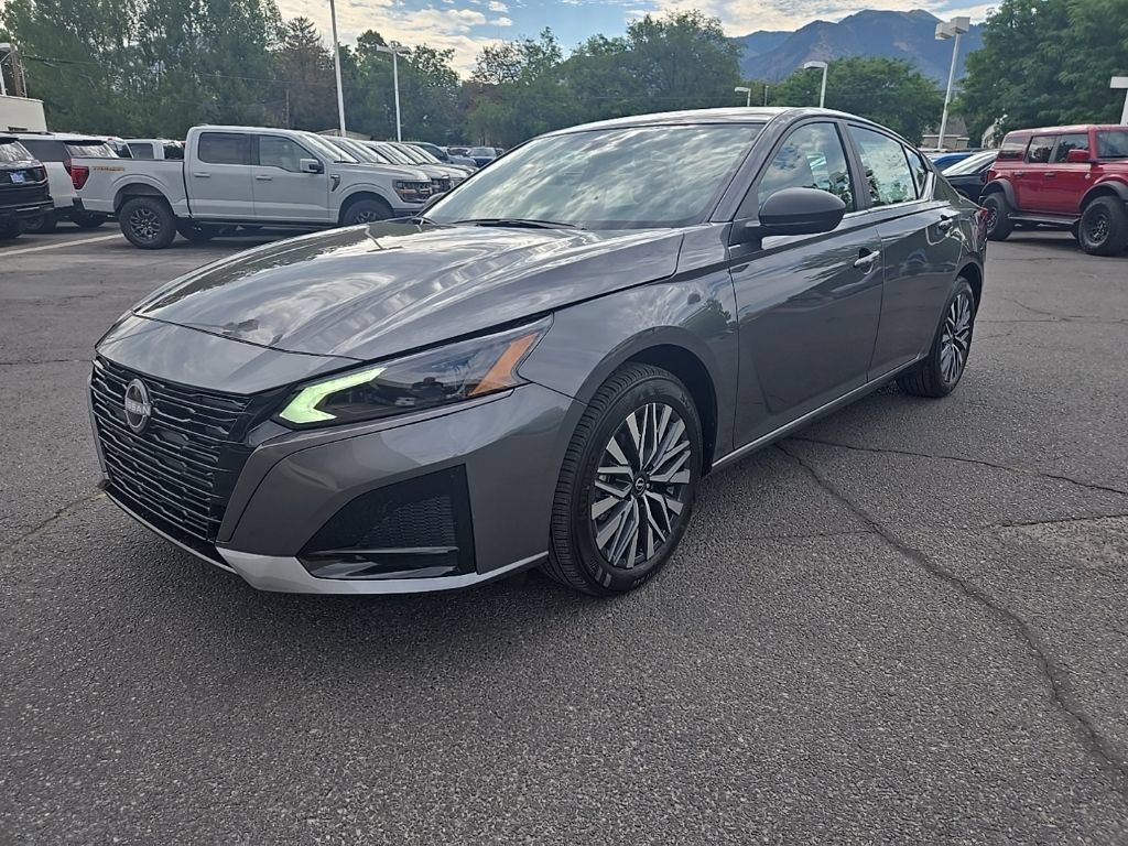 New 2026 Nissan Altima 2.5 SV AWD/4WD image 1