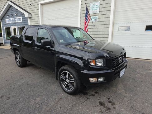 Used 2012 Honda Ridgeline Sport image 2