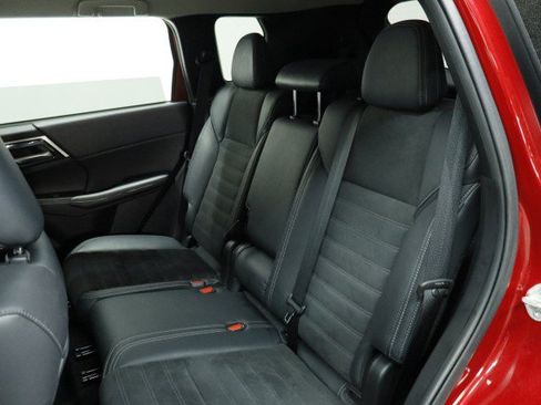 Used 2022 Mitsubishi Outlander SE FWD image 29