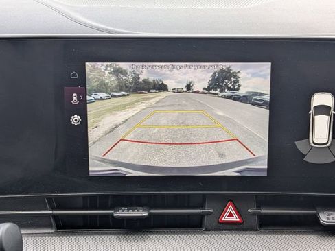 Used 2023 Kia Sportage SX image 22