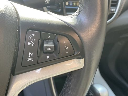 Certified 2018 Chevrolet Trax LT w/ LT Convenience Package image 25