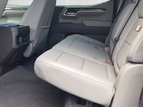 Used 2025 Chevrolet Silverado 1500 LT Trail Boss w/ Convenience Package II AWD/4WD image 16