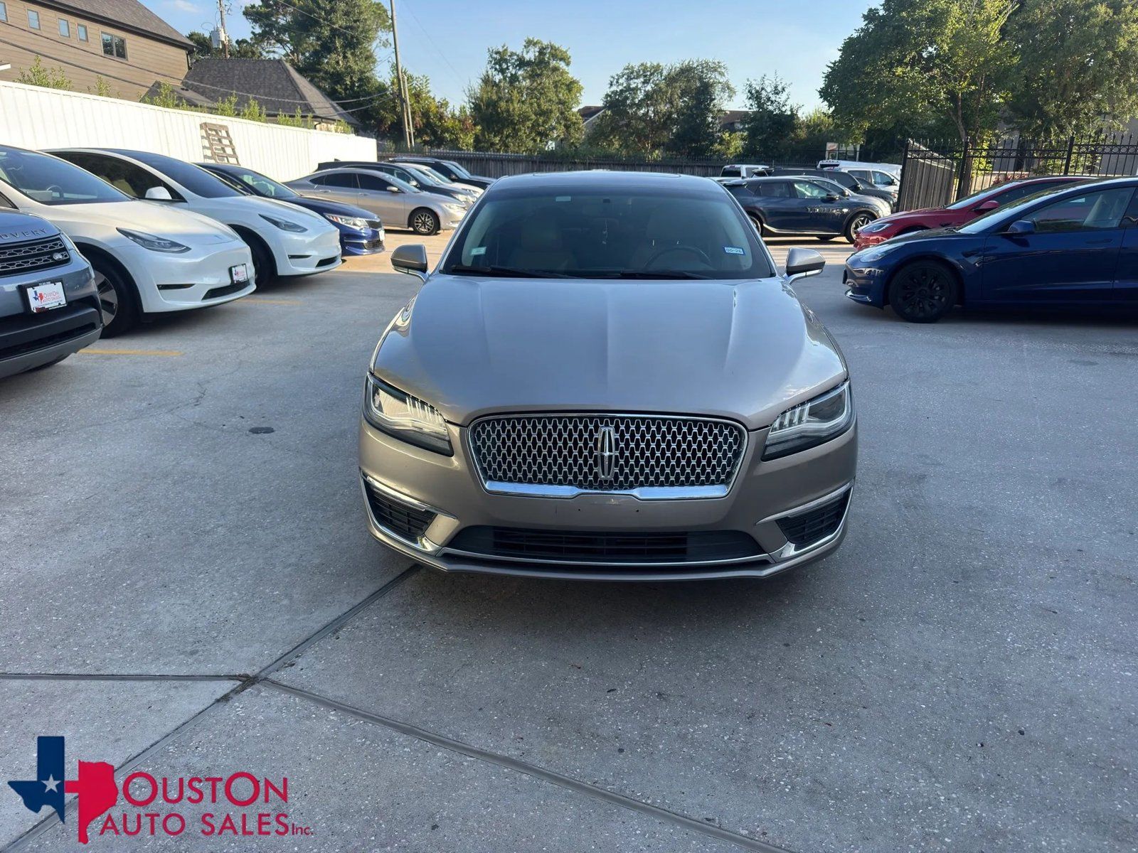 Used 2018 Lincoln MKZ Select w/ Select Plus Package FWD image 1