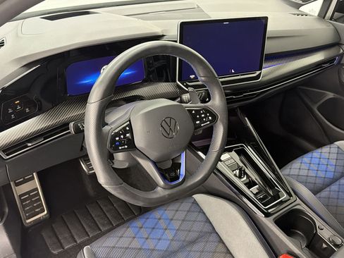 Used 2025 Volkswagen Golf R Black Edition AWD/4WD image 4