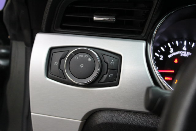Used 2016 Ford Mustang Premium RWD image 13