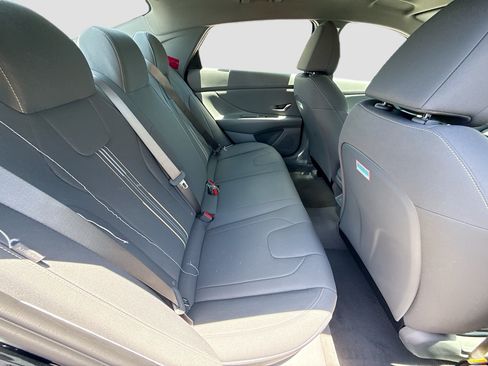 New 2026 Hyundai Elantra Sport FWD image 19