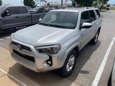 Used 2024 Toyota 4Runner SR5 RWD image 2