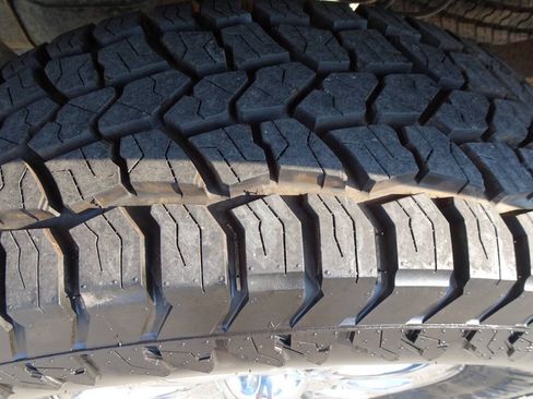 Used 2013 Ford F150 XLT w/ Luxury Equipment Group AWD/4WD image 13
