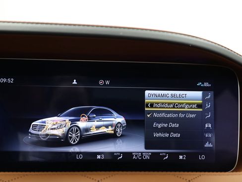 Used 2019 Mercedes-Benz Maybach S 560 4MATIC image 44