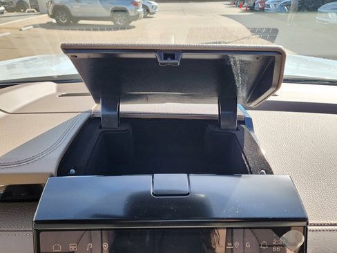 New 2026 GMC Yukon XL Denali w/ Sun & Power Step Package image 32