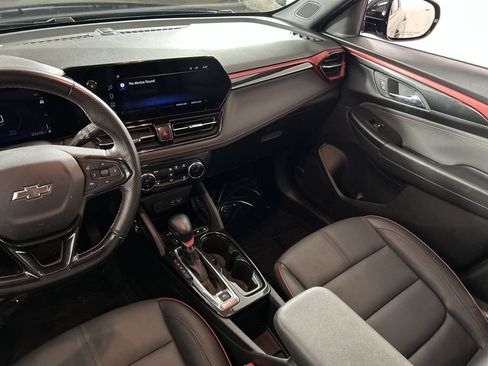 Used 2024 Chevrolet TrailBlazer RS w/ Convenience Package image 22