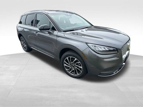 Used 2021 Lincoln Corsair AWD w/ Equipment Group 101A image 8