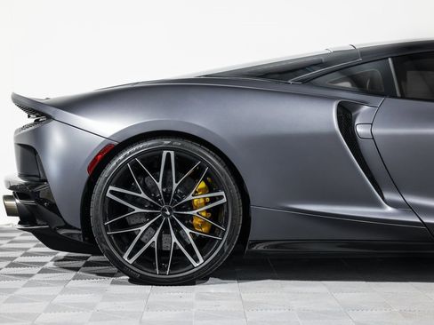 Used 2023 McLaren GT Base image 2