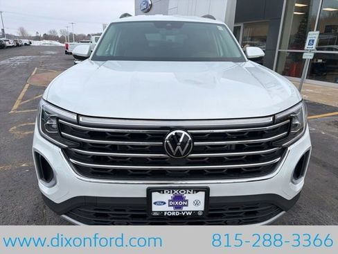 New 2026 Volkswagen Atlas SE image 2