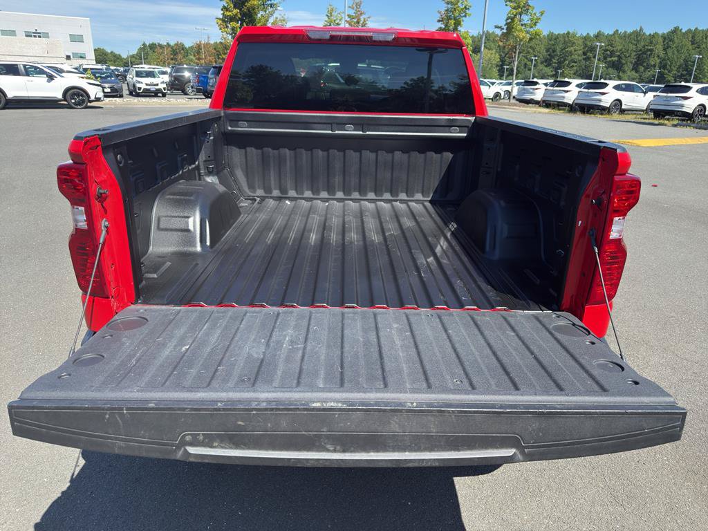 Certified 2025 Chevrolet Silverado 1500 LT AWD/4WD image 25