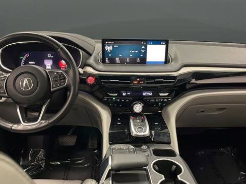 Used 2022 Acura MDX SH-AWD w/ Advance Package image 11