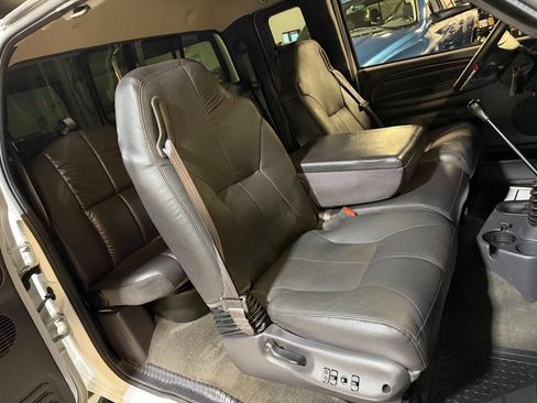 Used 2001 Dodge Ram 2500 Truck SPORT 4X4 6spd MANUAL (SHORT) image 25