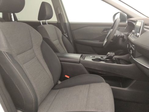 Used 2021 Nissan Rogue S FWD image 21