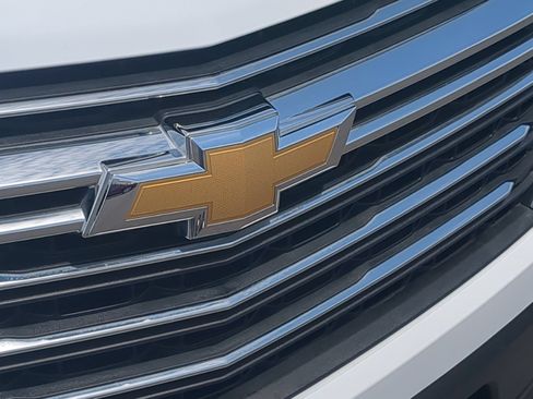Certified 2023 Chevrolet Traverse LT w/ LPO, Floor Liner Package AWD/4WD image 30