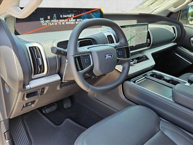 New 2027 Ford Expedition Active RWD image 3