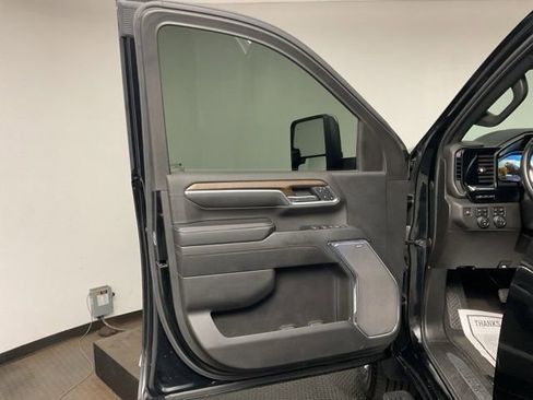 Certified 2024 Chevrolet Silverado 2500 High Country w/ Technology Package AWD/4WD image 10