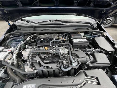 Used 2025 Toyota Corolla LE FWD image 32