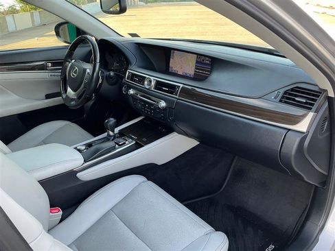 Used 2013 Lexus GS 350 AWD w/ Luxury Pkg w/Cold Weather Pkg image 36
