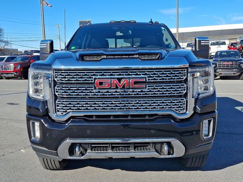 Used 2020 GMC Sierra 2500 Denali image 2