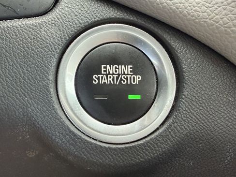 Used 2023 Chevrolet Equinox LS image 19