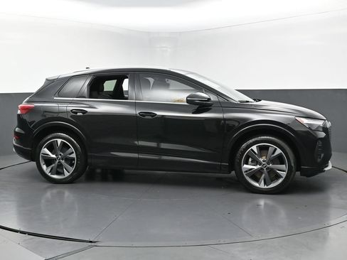 Used 2022 Audi Q4 e-tron Premium Plus w/ Premium Plus AWD/4WD image 10