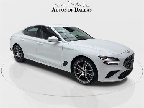 Used 2025 Genesis G70 2.5T image 2