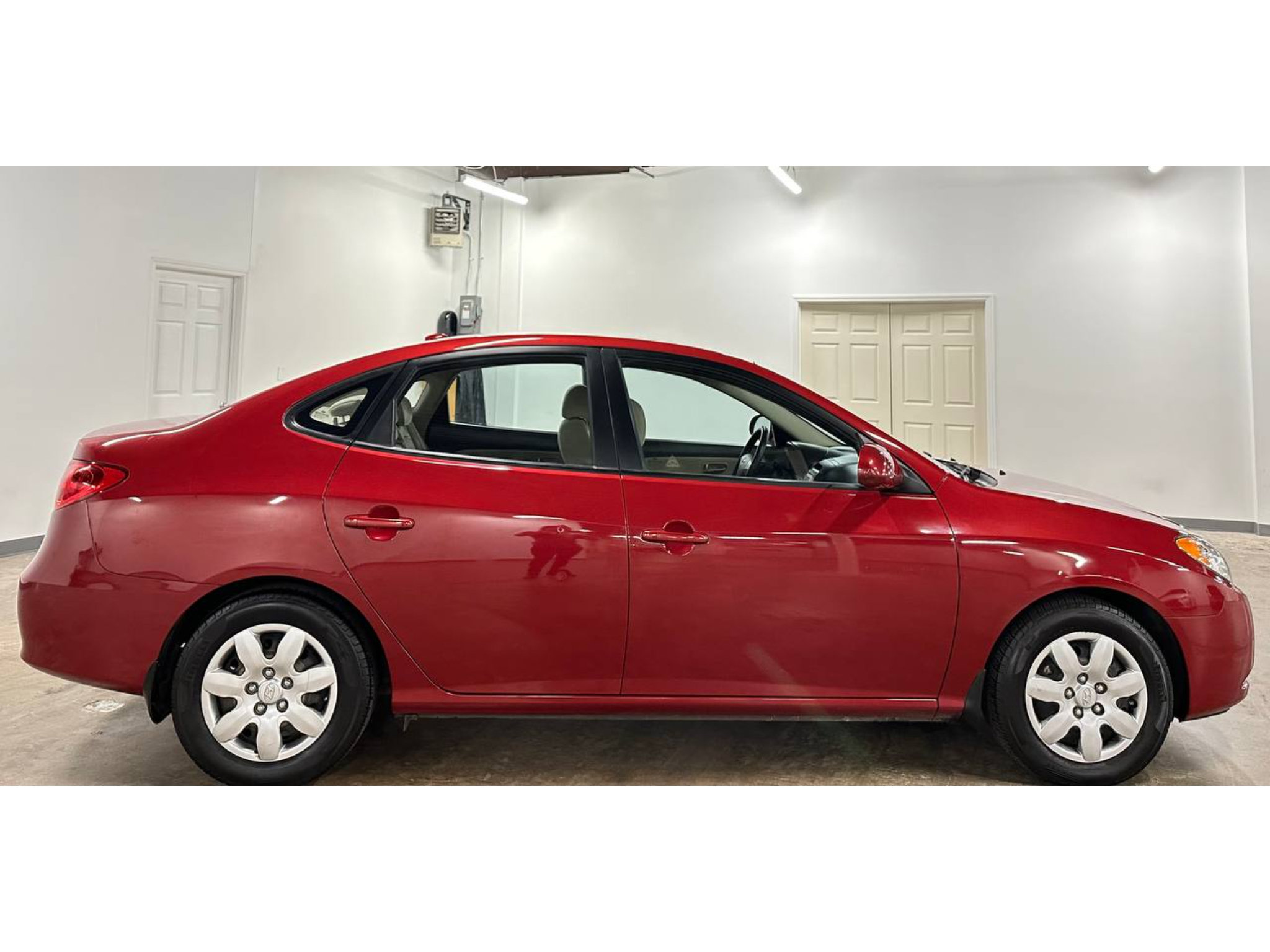 Used 2008 Hyundai Elantra SE FWD image 9