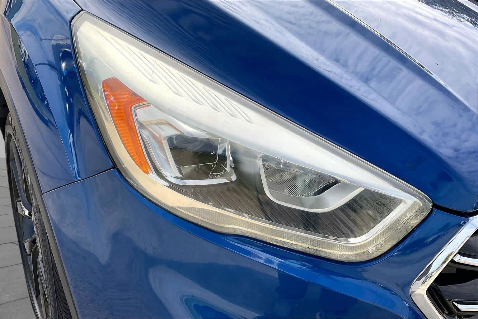 Used 2018 Ford Escape SE w/ SE Sport Appearance Package FWD image 26