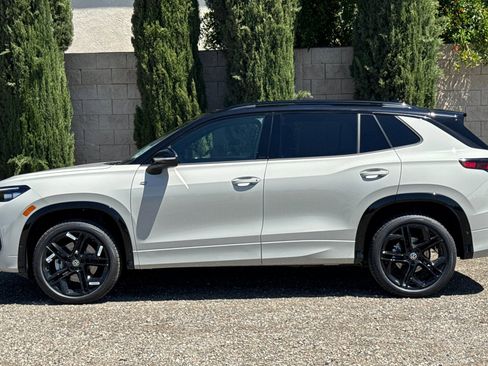 New 2026 Volkswagen Tiguan SE R-Line AWD/4WD image 7
