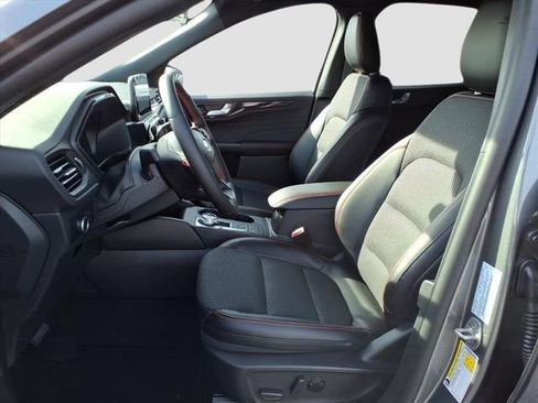 New 2026 Ford Escape ST-Line w/ Cold Weather Package image 9