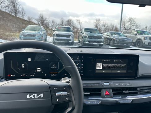 New 2025 Kia K4 EX image 34