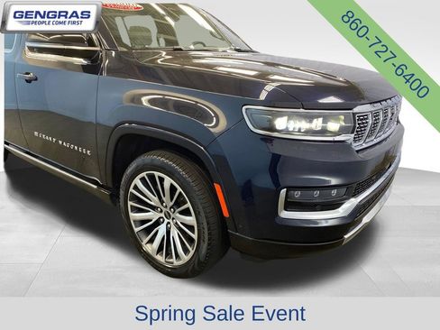 Certified 2025 Jeep Grand Wagoneer 4WD image 46