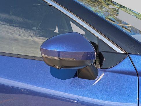 Used 2022 Nissan Rogue Platinum w/ Head-Up Display Package FWD image 36