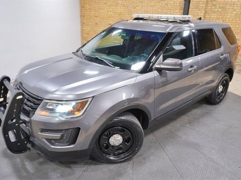 Used 2017 Ford Explorer 4WD Police Interceptor image 2
