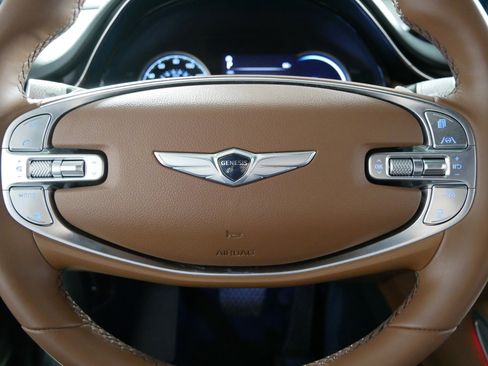 Certified 2023 Genesis GV70 2.5T w/ Advanced Package image 25