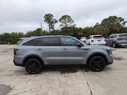 Certified 2024 Kia Sorento SX image 10