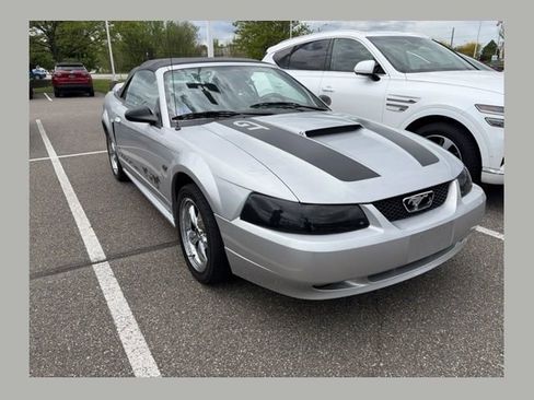Used 2000 Ford Mustang GT RWD image 1