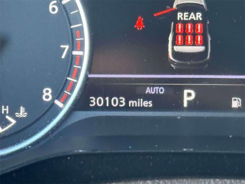 Certified 2024 Nissan Pathfinder SL image 27