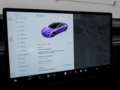 Used 2022 Tesla Model S image 27