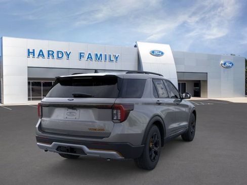 New 2026 Ford Explorer Tremor AWD/4WD image 8