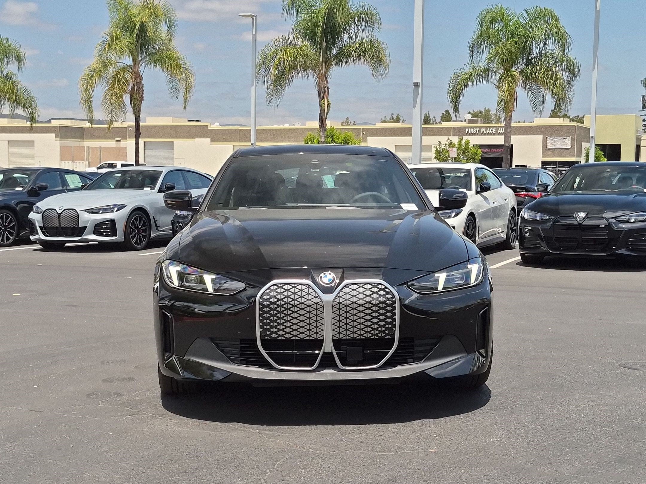 New 2026 BMW i4 eDrive40 w/ Premium Package RWD image 3